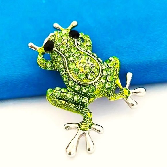 Frog Brooch Rhinestone Pin Stylish Sparkle Glam Green Toad Fun Whimsical Trendy - Picture 1 of 4
